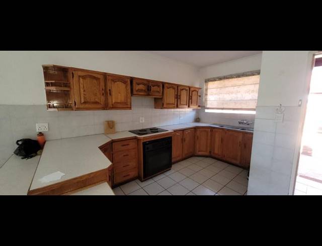 2 BEDROOM TOWNHOUSE FOR SALE IN MAYBERRY PARK